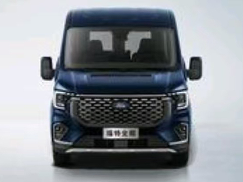 2024款T82.3T柴油商旅型自动中轴中顶9座满配版